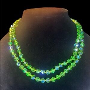 Vintage 1950’s green glass necklace